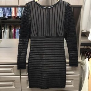 Bebe long sleeve dress Size S.